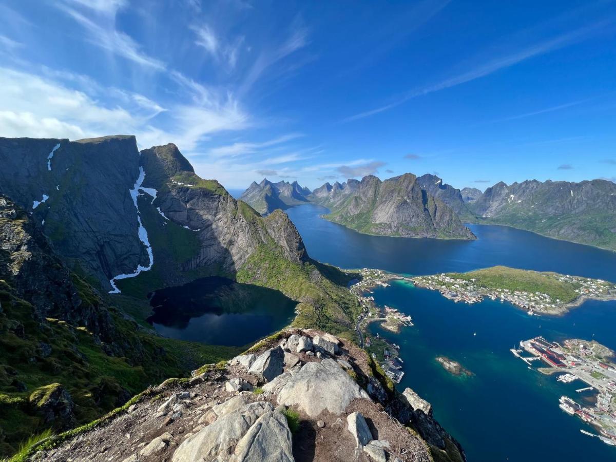 Real Fisherman'S Cabins In Ballstad, Lofoten Buitenkant foto