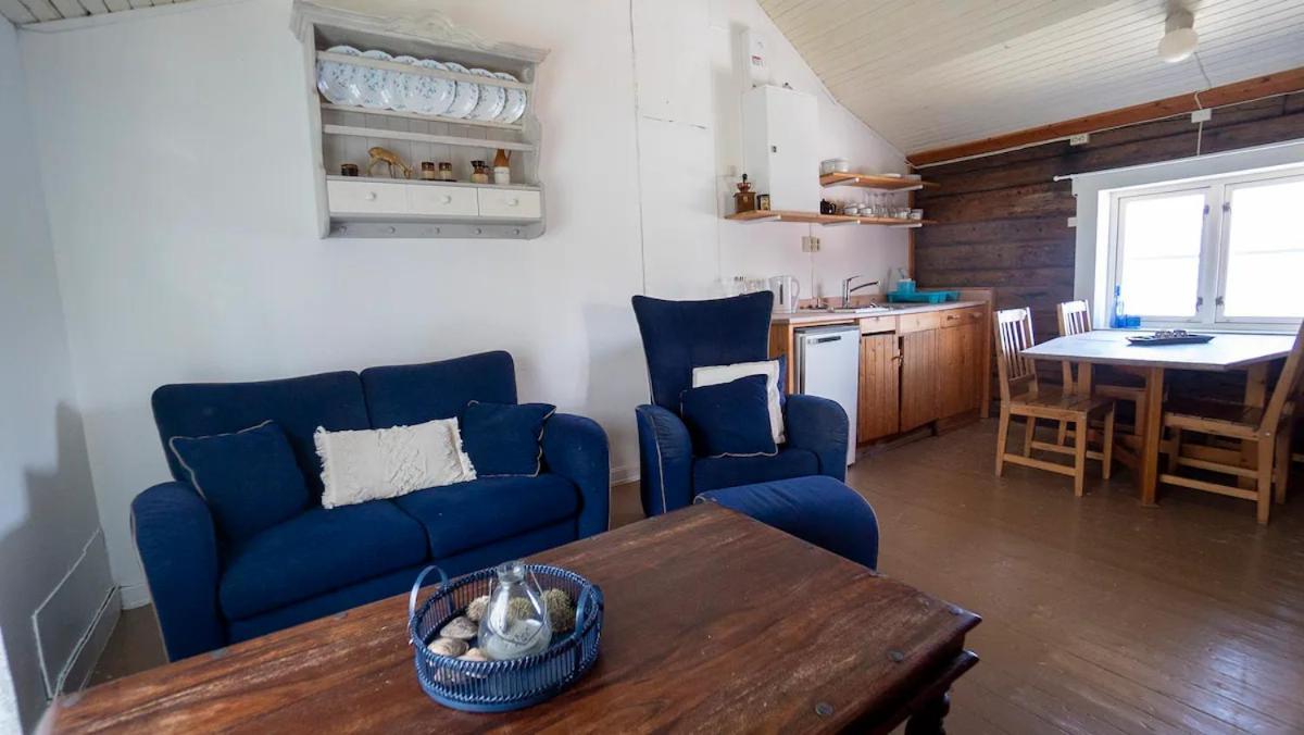Real Fisherman'S Cabins In Ballstad, Lofoten Buitenkant foto